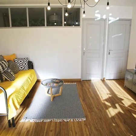T2 En Rdc Centre Ville Parking Gratuit Apartment Sisteron