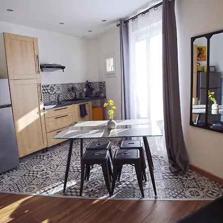 T2 En Rdc Centre Ville Parking Gratuit Apartment